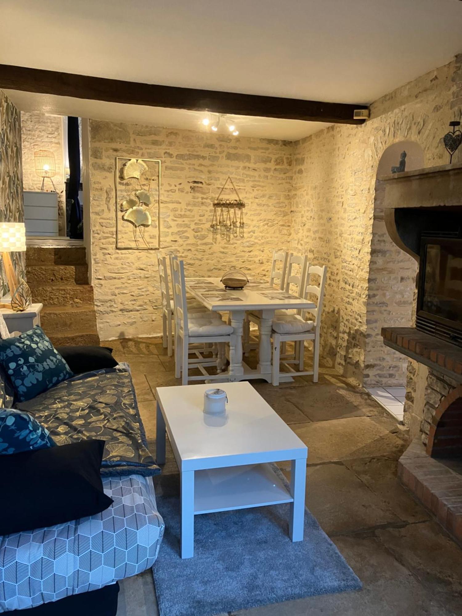 Charmante Maison En Pierres *